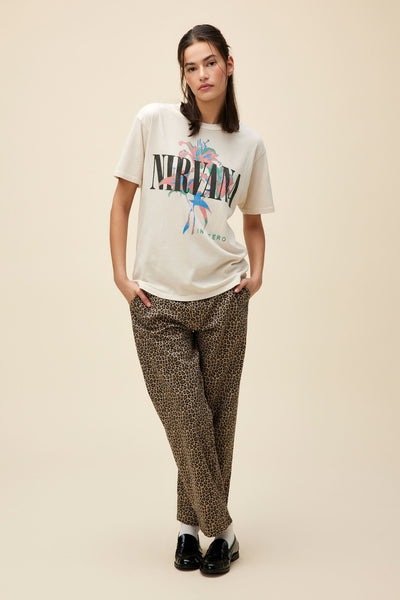 Nirvana Lilies Weekend Tee I Daydreamer